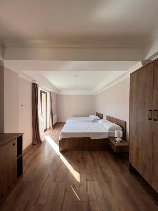 Lileo Inn Hotel Местия Экстерьер фото