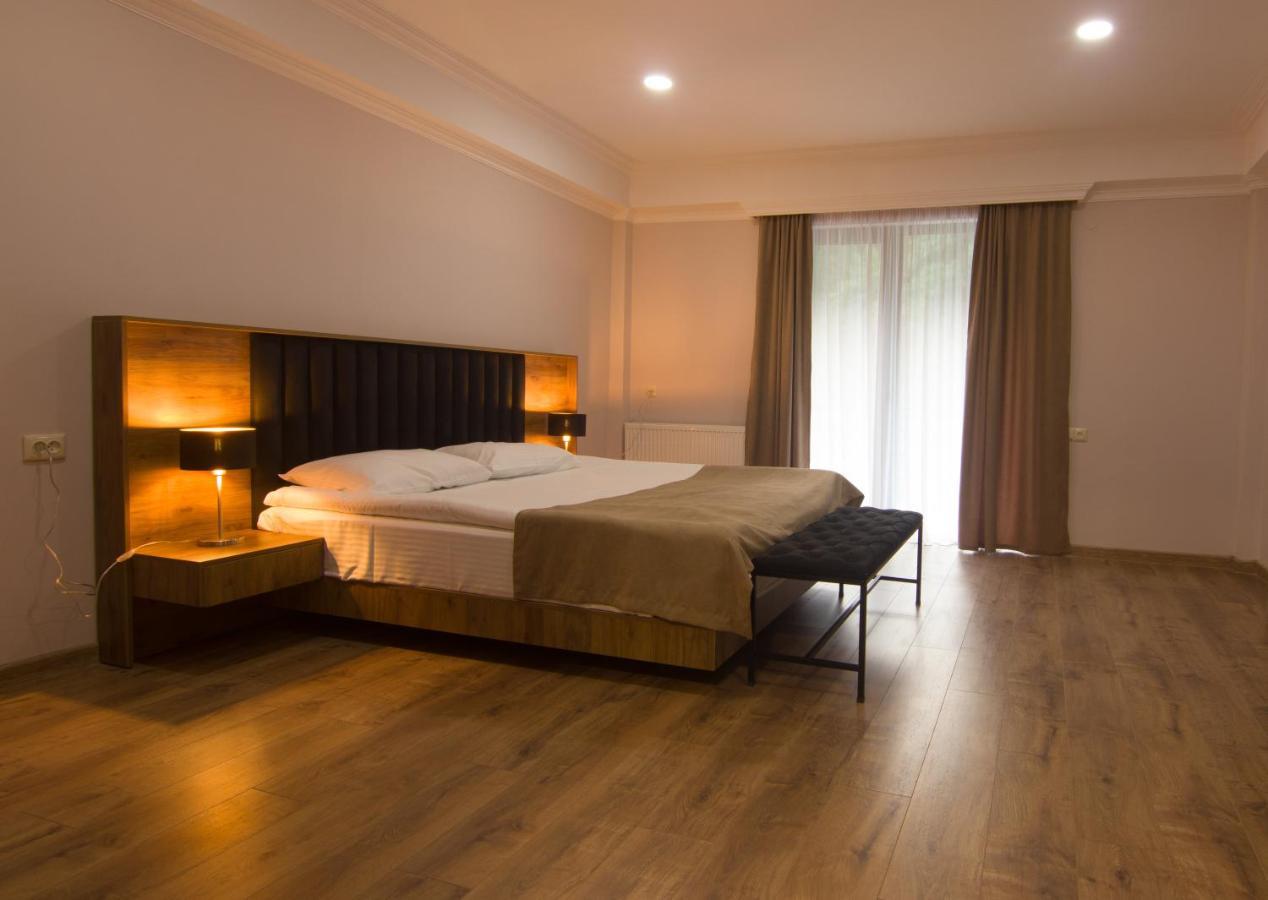 Lileo Inn Hotel Местия Экстерьер фото